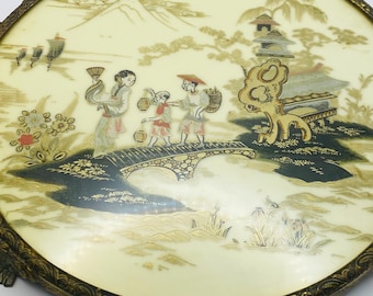 Vintage japansk scenisk sminkbricka med montering Fuji Geisha Pagoda filigrankant