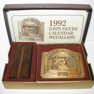 John Deere Model 730 Two Cylinder Vintage Tractor 1992 Calendar Medallion 4th in a Series jd Moline Illinois Manufactured by Lee Wayne Co
