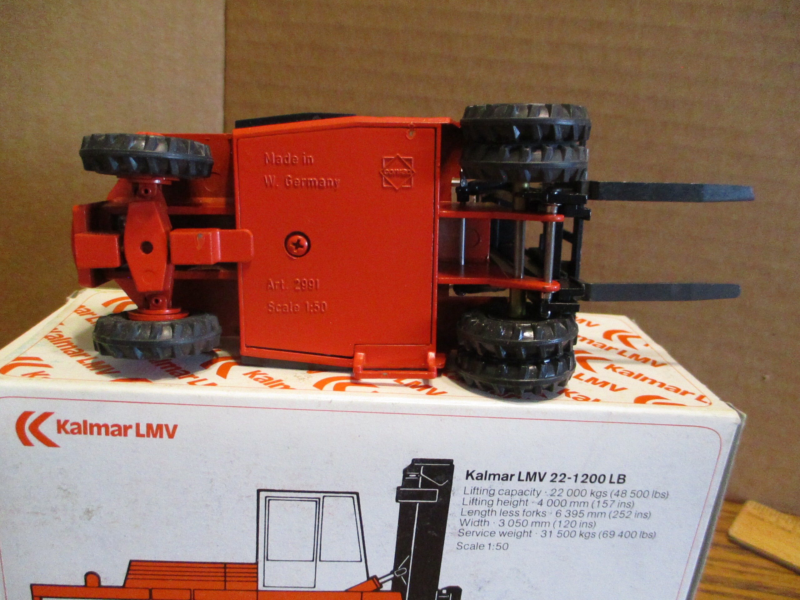 Conrad #2991 カルマル スウェーデン LMV22 フォークリフト