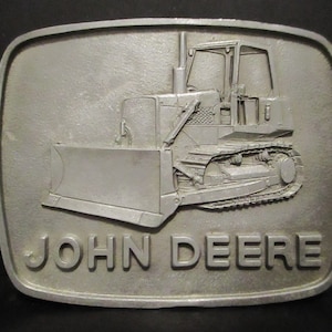 John Deere 850 Crawler Tractor Bulldozer Dozer Pewter Finish Belt Buckle 1978 Vintage JD Collectible construction mining earth moving