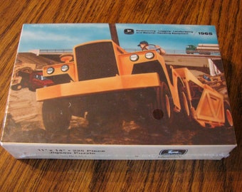 John Deere Model 5010 Scraper Tractor Jigsaw Puzzle Made by Putt-Putt Puzzles JD1-97-7  225 Pieces jd 1965 Construction Industrial Catalog