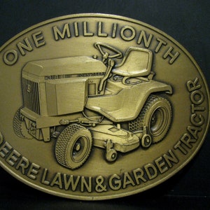 John Deere 318 Lawn & Garden Tractor Belt Buckle Commemorating One Millionth Manufactured Horicon Works WI 1984 Limited Edition Serial #5513