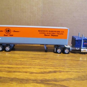 Lionel Electric Trains Semi Truck & Box Anhänger 1993 LCCA Sonderausgabe Madison Hardware Company - Für 0 oder 027 Guage Spielzeugzug-Layout