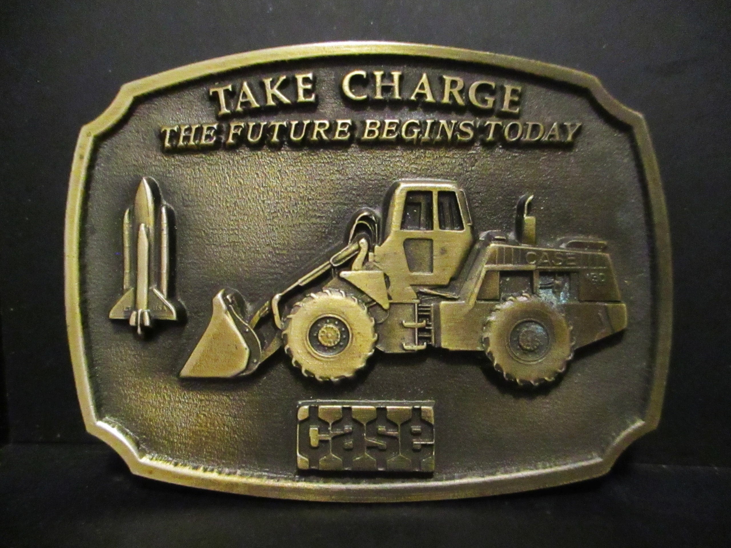 J I Case 1988 Parts Trade Fair W30 Wheel Loader  display picture 1