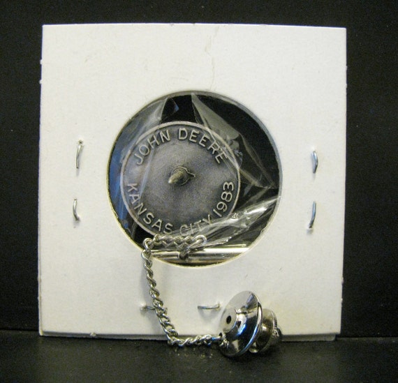 john deere tie tack