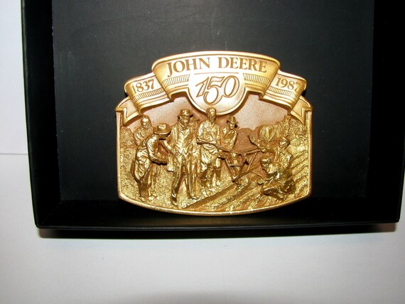John Deere 150th Sesquicentennial GOLD Belt Buckle Horse  display picture 3