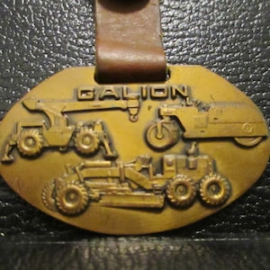 Galion Motor Road Grader Tandem Roller & Hydraulic Crane Brass Pocket Watch Fob Construction Advertising Promo Galion Ohio