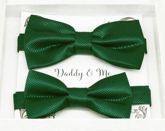 Jolly green Bow tie set for daddy and son, Daddy and me gift set, Grandpa and me, Green Kids Toddler bow Handmade Adjustable pre tied bow