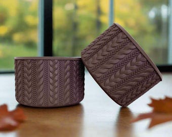JANESE (Chocolate Body) | Cable Knit Sweater | Silicone Tumbler Boot