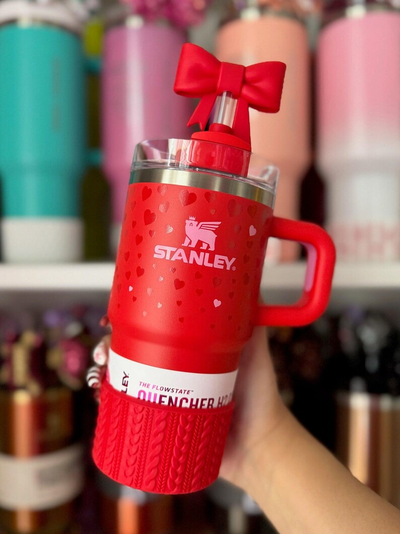 NICOLE (Red Pearl) | Cable Knit Sweater | Silicone Tumbler Boot