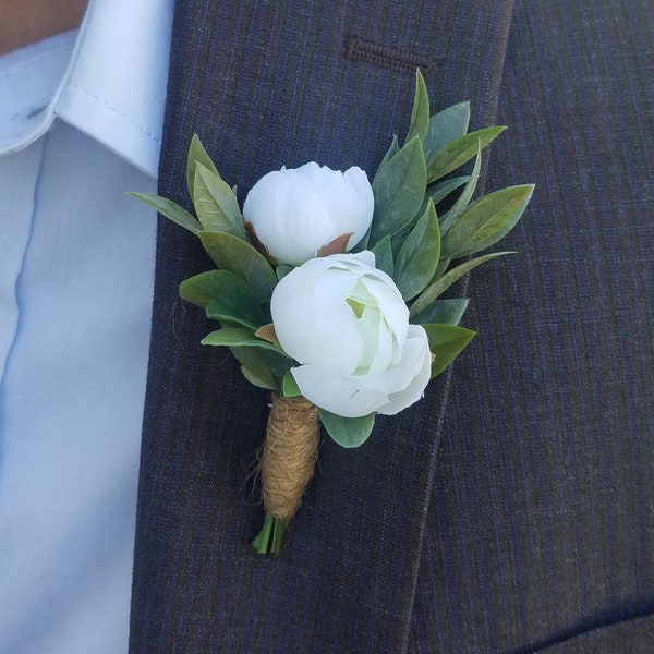 Medium Rose Boutonniere for weddings, White Boutonniere for groom or groomsman, Rustic Boutonniere for wedding, Groom and Groomsmen Bout