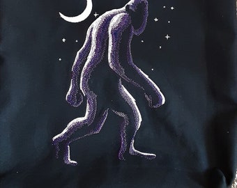 Moonlight sasquatch bigfoot yeti tote bag