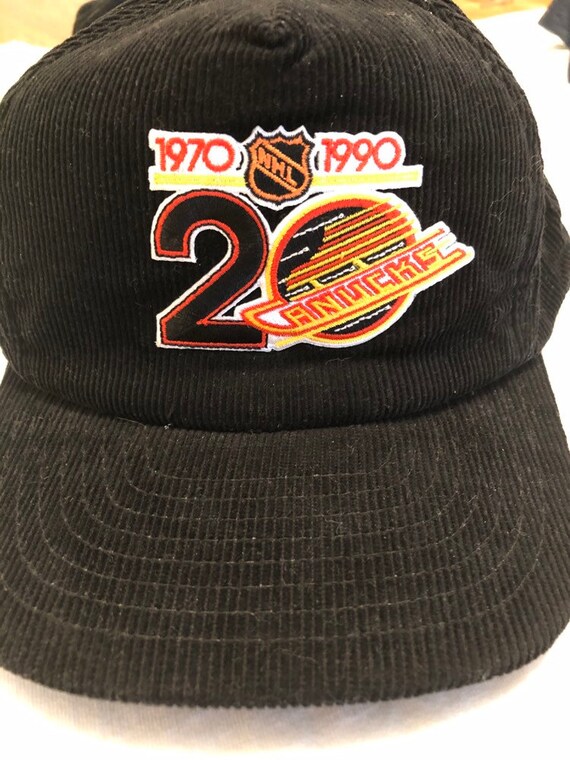 vintage canucks hat