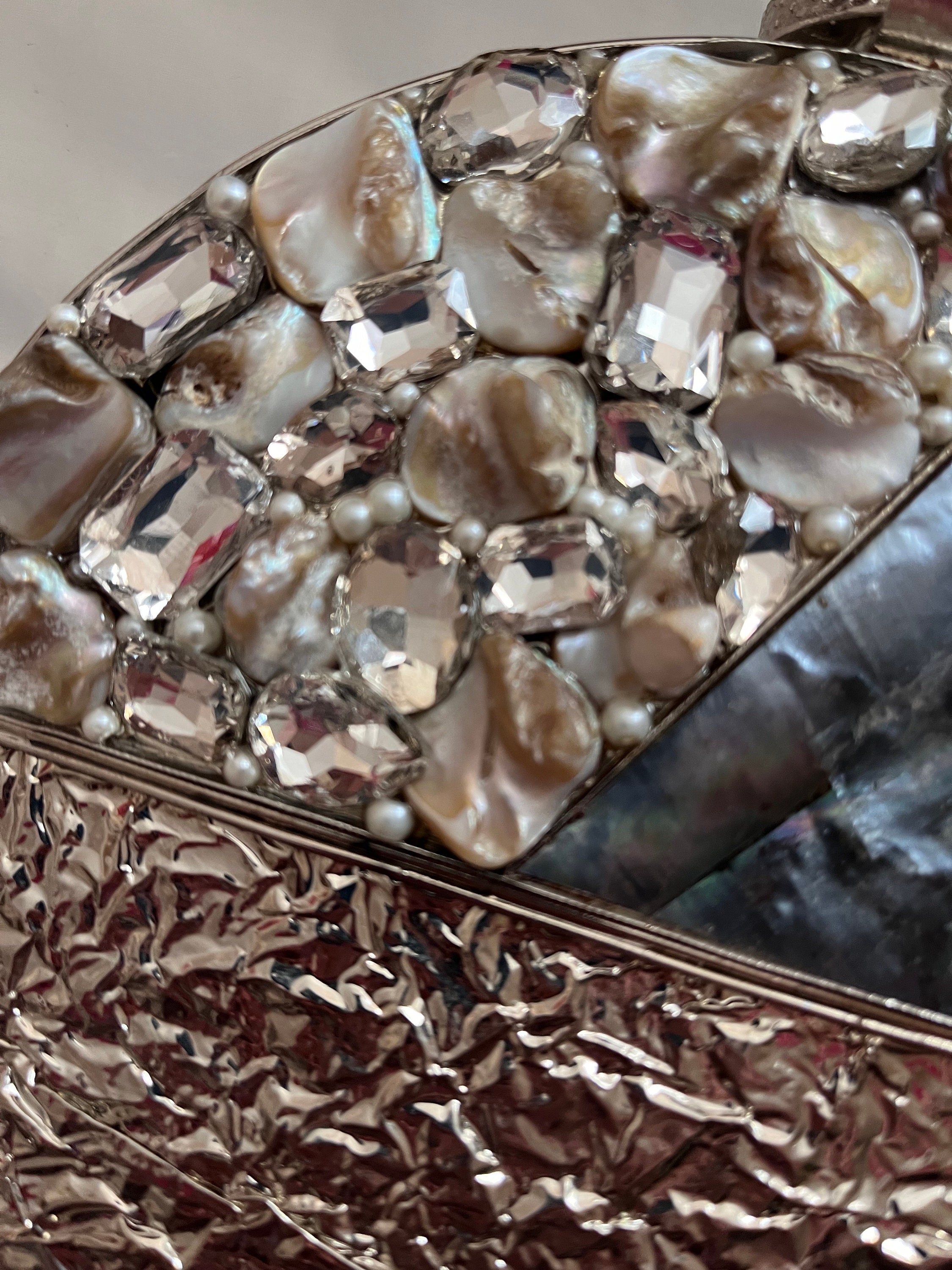 The Mystic Pearl Clutch