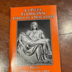 La Pieta El Original Libor De Oraciones (NUEVO) Pequeño