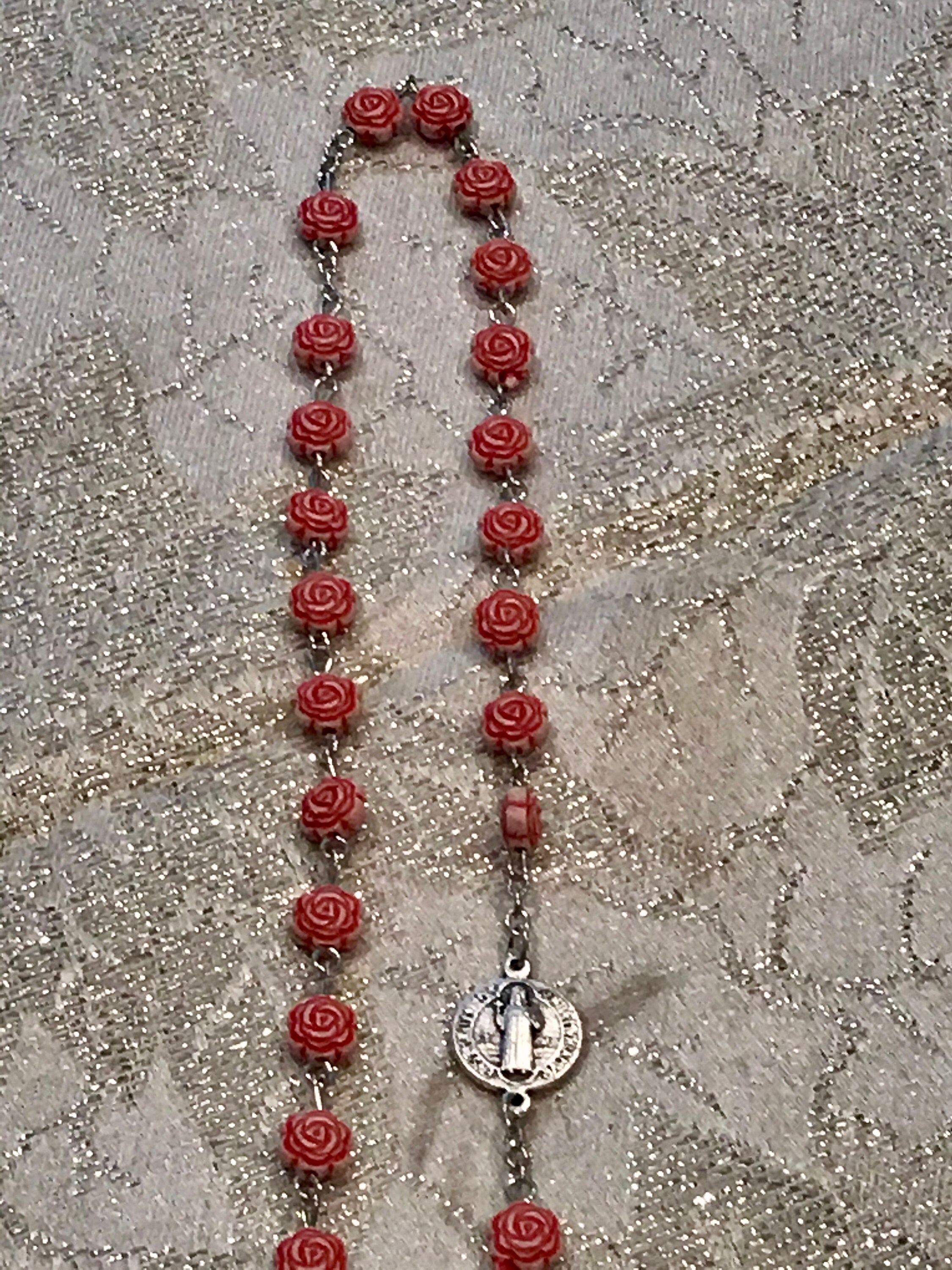 Tangle Free Red Rosebud Rosary (Zinc Alloy)