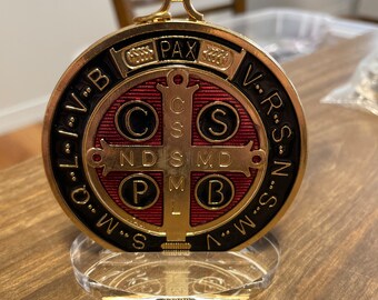 3.5 Inch Standing St. Benedict Medal Gold, Black & Magenta W/ Base