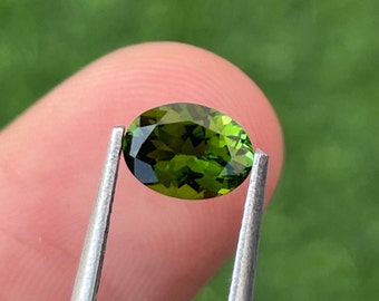 Natural Tourmaline Loose Gemstone Oval Shape, Loupe Clean, Weight 0.90 Carat, Size 7.2 x 5.2 x 3.7 MM, Tourmaline Gemstone For Jewelry.