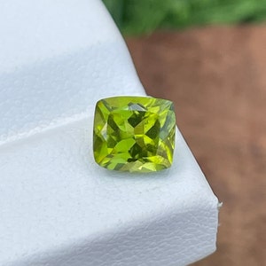 Natural Peridot Beautiful Cushion Shape, Weight 1.60 Cts, Included, August Birthstone, Size 6.9 x 6.4 mm Peridot For jewellery.