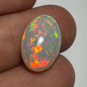 AAA+++ Topkwaliteit natuurlijke Ethiopische opaal honingraat losse edelsteen gewicht 5,90 Cts, maat 16,2 x 11 x 8 MM ovale vorm opaal voor het maken van sieraden
