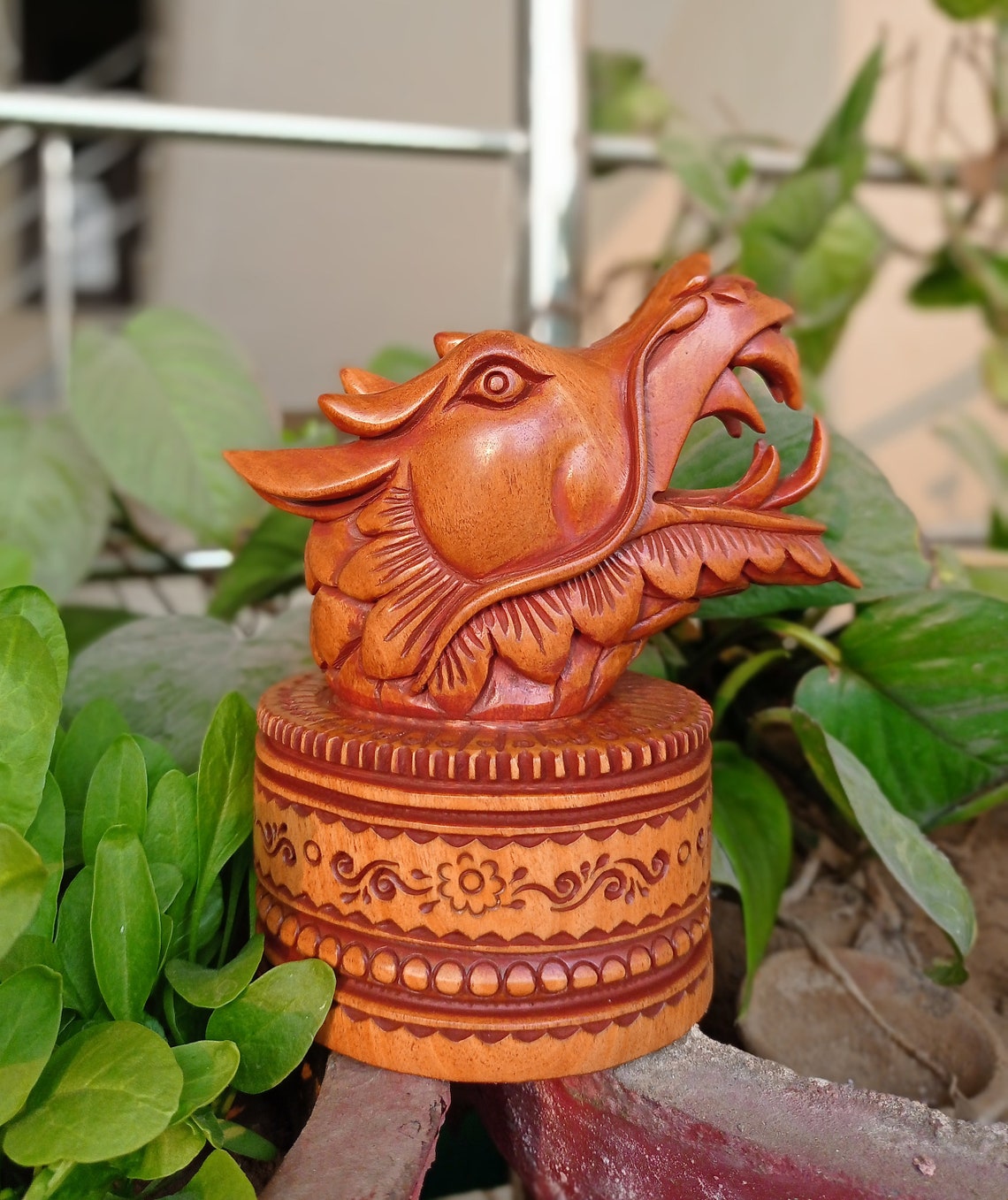 Cabeza de dragón tallado a mano de madera bellamente | Etsy