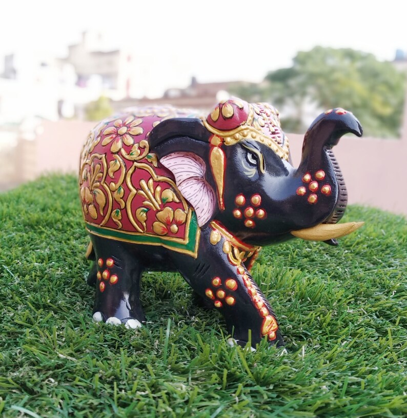 Bedroom L X W X H 14 X 7 X 10 CM Elephant With Trunk Up In Wooden Multi color Hand carved Gifts /& Animal Figurines Decor Living