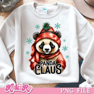 Panda Claus PNG Lindo Panda Arte navideño Animal divertido Vacaciones Png Sublimación navideña festiva Png Decoración navideña acogedora