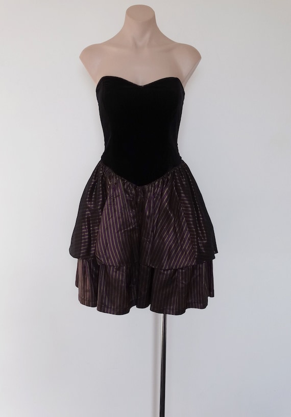 Vintage VTG 80s Laura Ashley Black Velvet Purple G