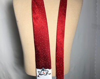 Mens Red Christmas Tie. Like New.