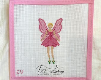 Poupée Elina | Fairytopia | Toile peinte à l&#39;aiguille peinte à la main | 18 ct