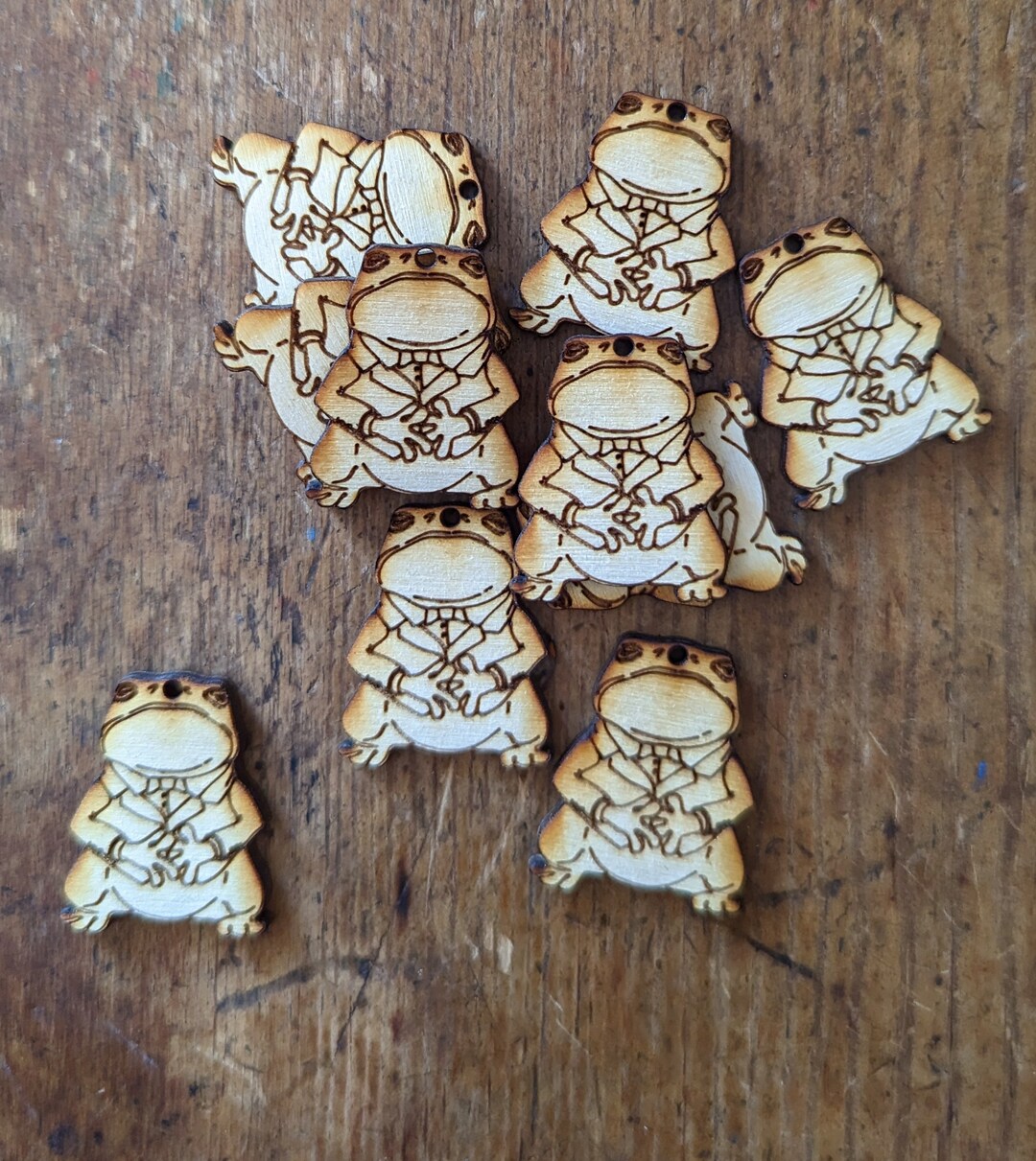 12 Laser Cut Wooden Frog Shape Crafting Blanks With Hole Etsy
