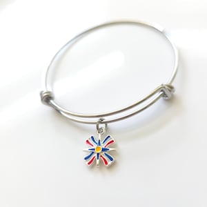 Assyrian Flag Charm Bangle Bracelet | Silver