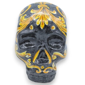 Black Caltagirone ceramic skull - h 15 x 19 cm approx. Ornate Baroque decoration