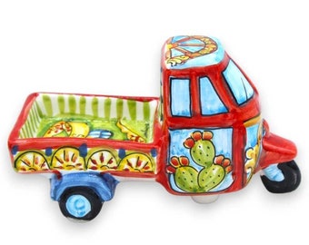 Moto Ape vehicle in Caltagirone ceramic - L 18 x h 10 cm approx (1pc) With 3 decoration options