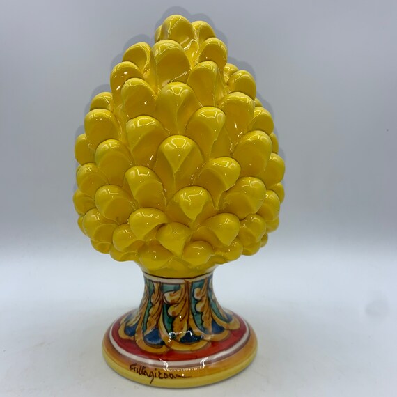 Sicilian ceramic pine cone of Caltagirone cm 22 made entirely by hand