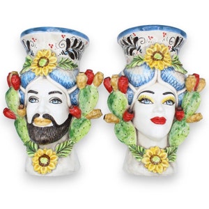 Moor&#39;s Head Wall (to hang) Caltagirone ceramic h 35 cm approx (1pc) prickly pear and flower applications