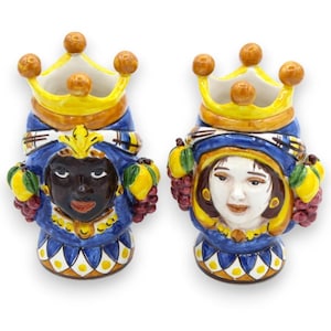 Pair of Moorish heads in Caltagirone ceramic - h 13 cm approx. with Crown, blue turban and fruit MD2