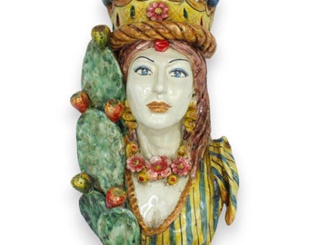 Mural bust of a woman with crown and prickly pear (to hang) h approx. 32 cm Caltagirone ceramics