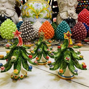 Christmas tree with decorated balls, Caltagirone ceramic - approx. 15 cm high