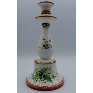 Candlestick in fine handcrafted ceramic, measuring 26x17 cm.