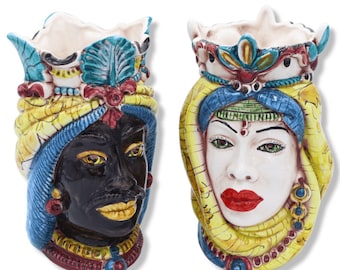 Pair of dark brown heads in Caltagirone ceramic with crown and turban, h approx. 18 cm Mod BR