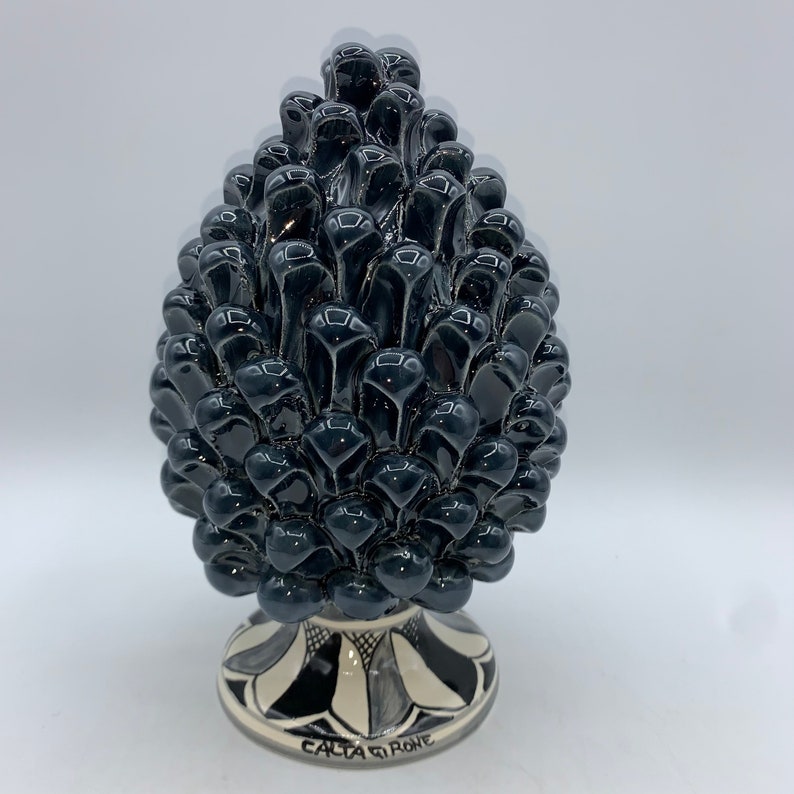 Sicilian ceramic pine cone of Caltagirone cm 22 made entirely by hand
