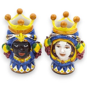 Pair of Moorish heads in Caltagirone ceramic - h 13 cm approx. with crown, blue turban and fruit