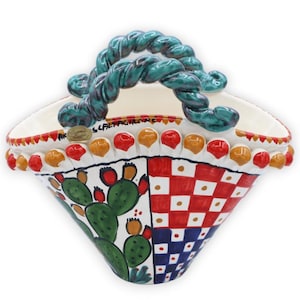 Caltagirone ceramic basket, Sicilian cart wheel decoration and prickly pear shovel, L 26 cm x h 21 cm approx.