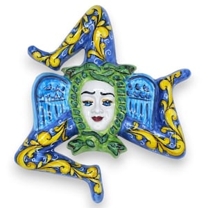 Sicilian ceramic Trinacria - h 22 x 22 cm approx (1 unit) With 6 colour options and random decoration