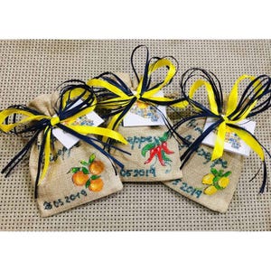Hand-painted and personalized jute bag with fairy veils and 5 confetti inside