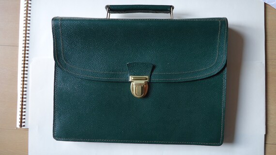 green school bag