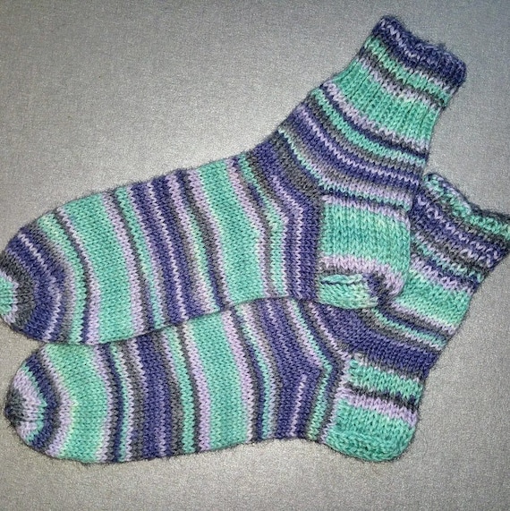 Green - Hand Knitted Acrylic Woollen Socks for Kids (6-12 Months) 10