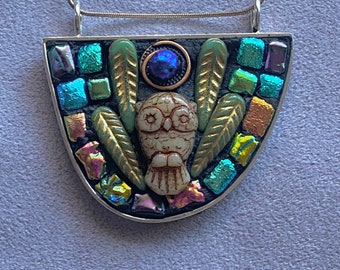 Owl and leaf pendant with mosaic dichroic bits