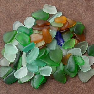 Bulk 100 pcs authentic sea glass; Colored genuine surf tumbled sea glass for Art Jewelry & Crafts; Natural beach glass 1,3cm-2,5cm, 0,4&quot;- 1&quot;